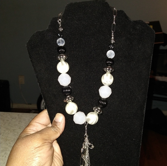 Jewelry - Picture 8 of 16